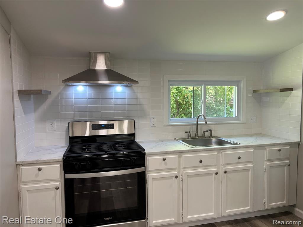 458 Kenilworth Avenue, Pontiac, MI 48342 — Photo 12