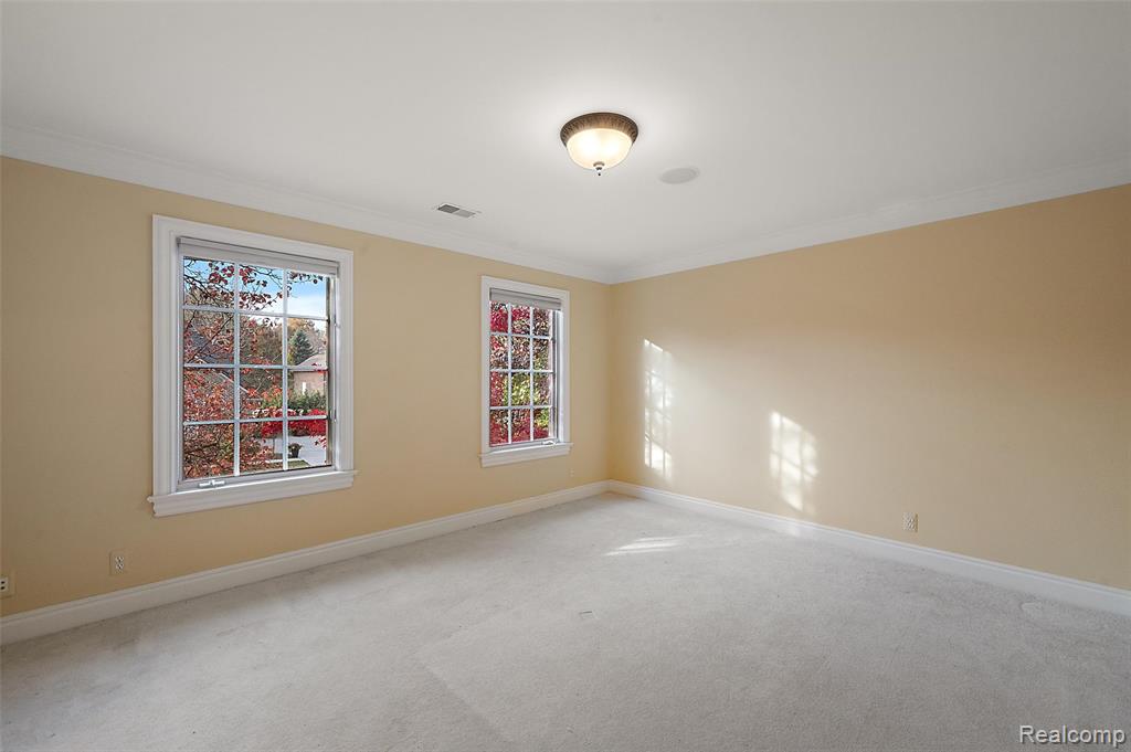 83 Greenan Lane, Lake Orion, MI 48362 — Photo 47