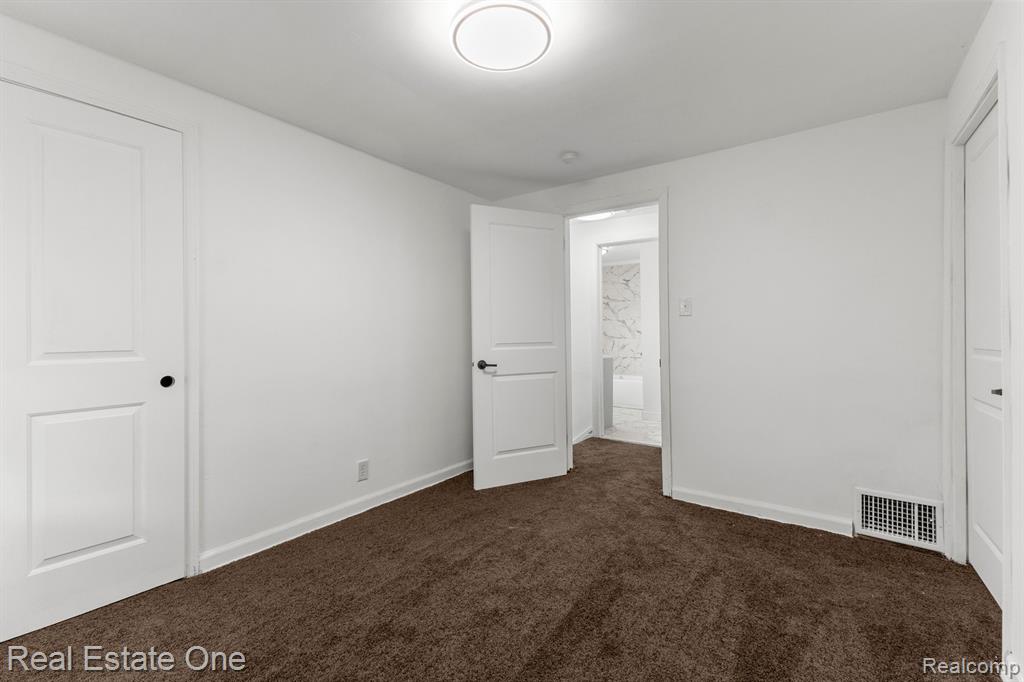 13113 CAMDEN Street, Detroit, MI 48213 — Photo 20
