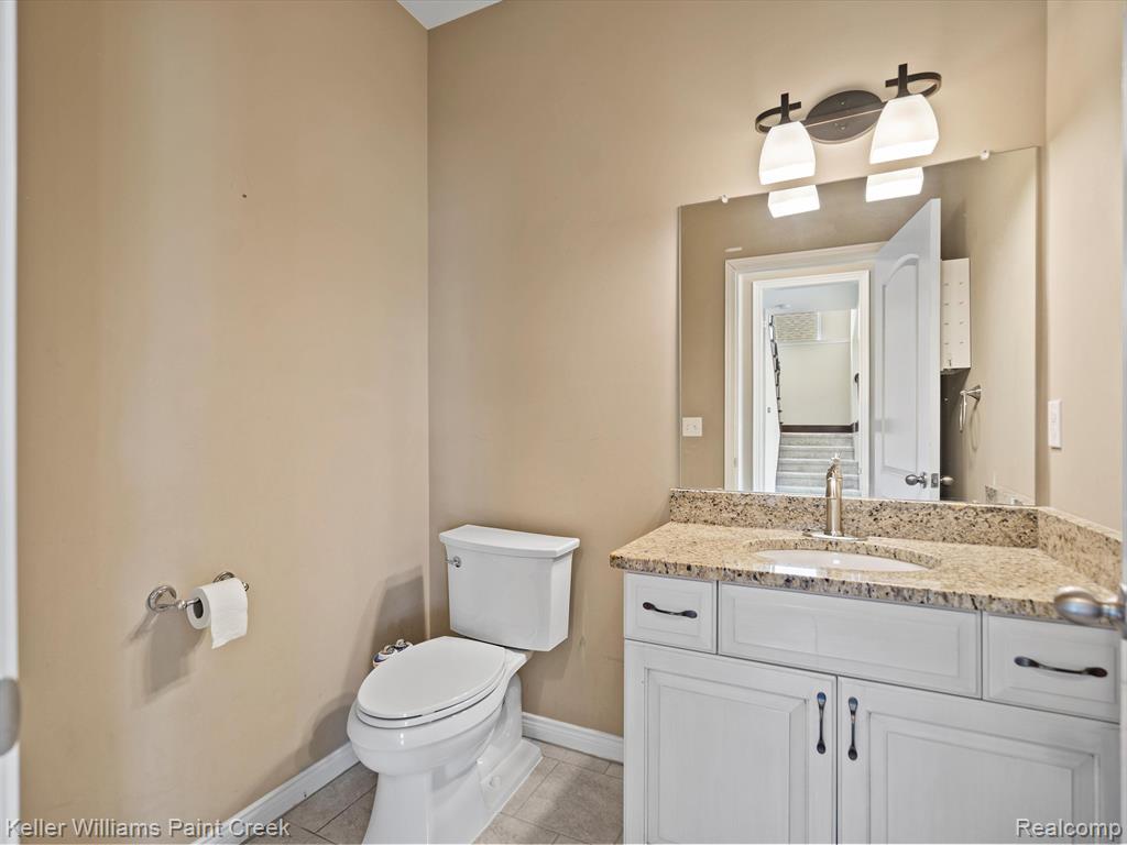 46267 Terrace Drive, Shelby Twp, MI 48317 — Photo 19