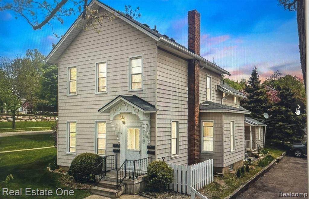 434 S HICKORY Street, Milford, MI 48381