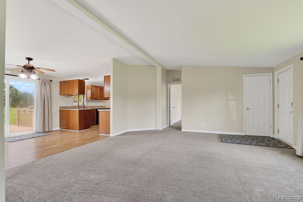 4050 Thompson Road, Linden, MI 48451 — Photo 10