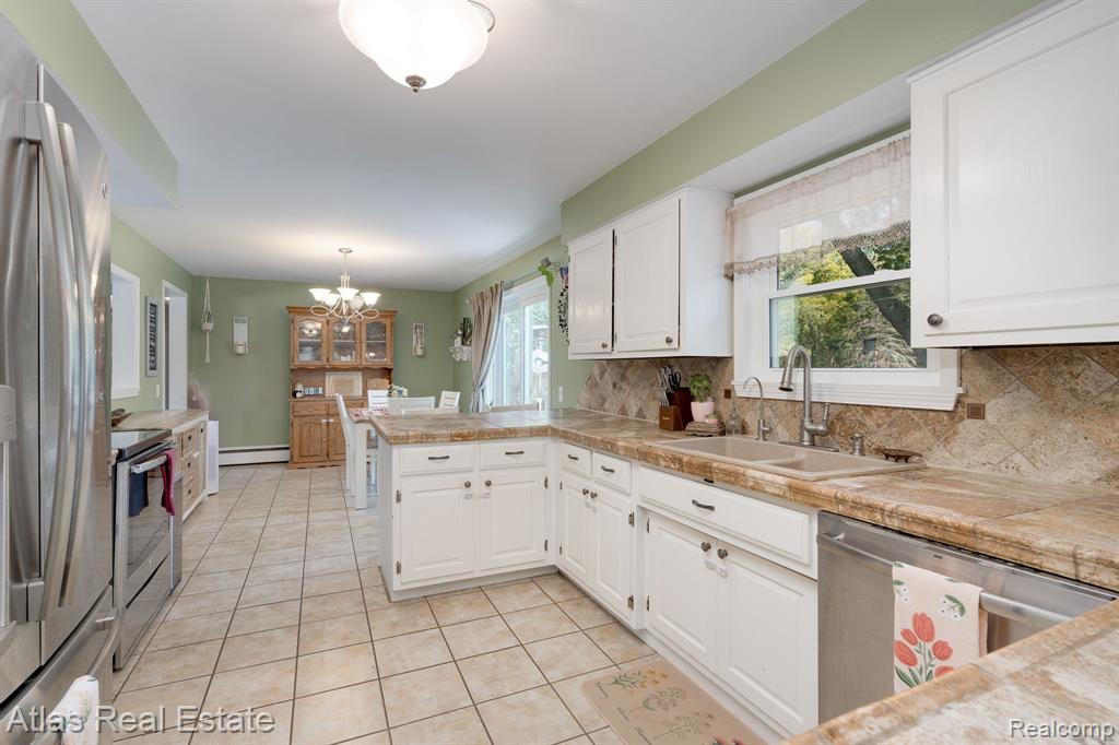 4111 S State Road, Davison, MI 48423 — Photo 11