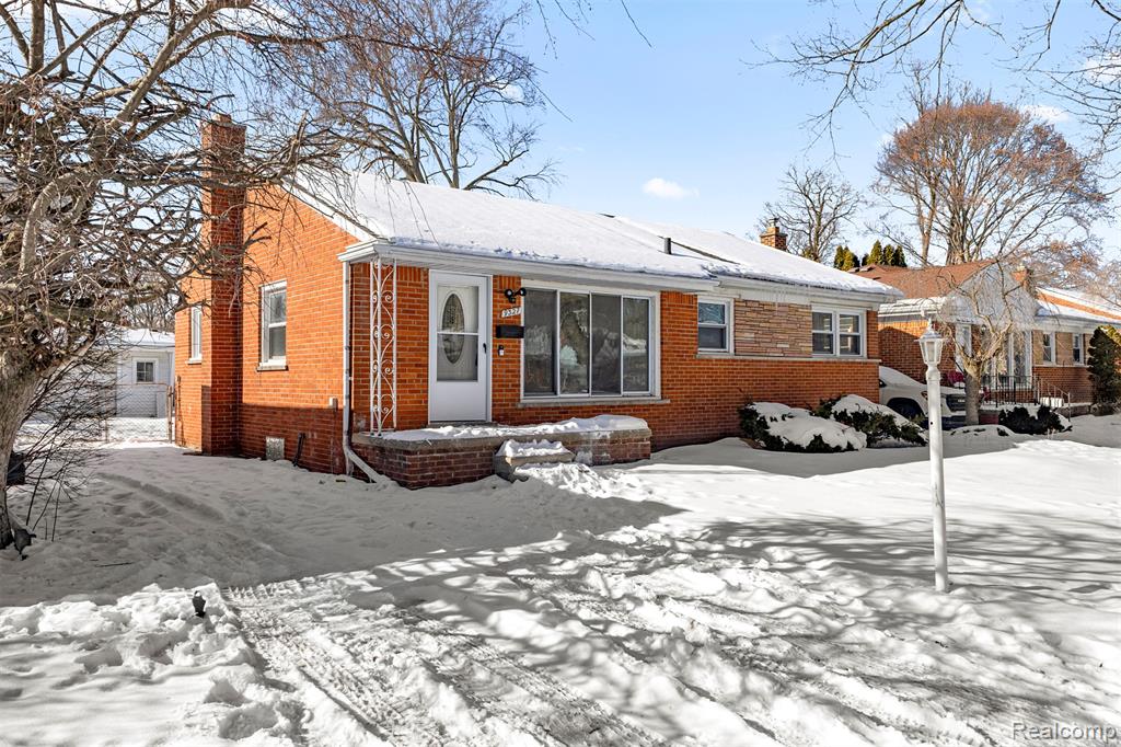 9327 Columbia, Redford, MI 48239 — front exterior