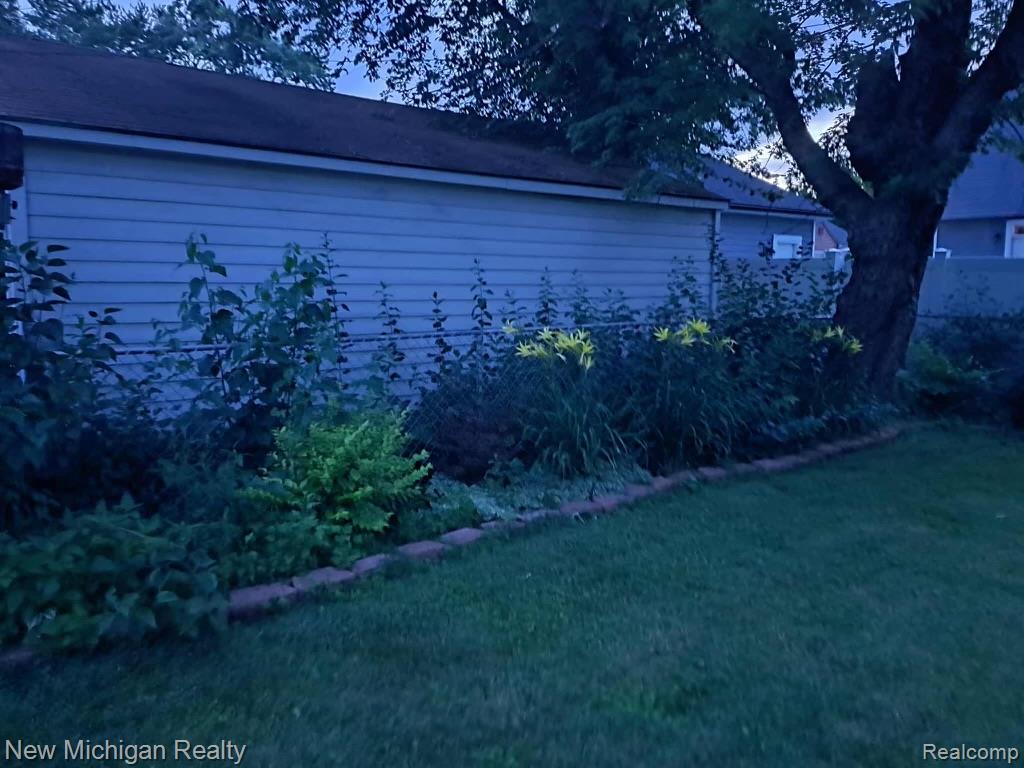 1664 11 Mile Road, Berkley, MI 48072 — Photo 24