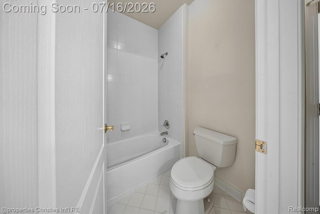 45864 Tournament Drive, Northville, MI 48168 — Photo 52