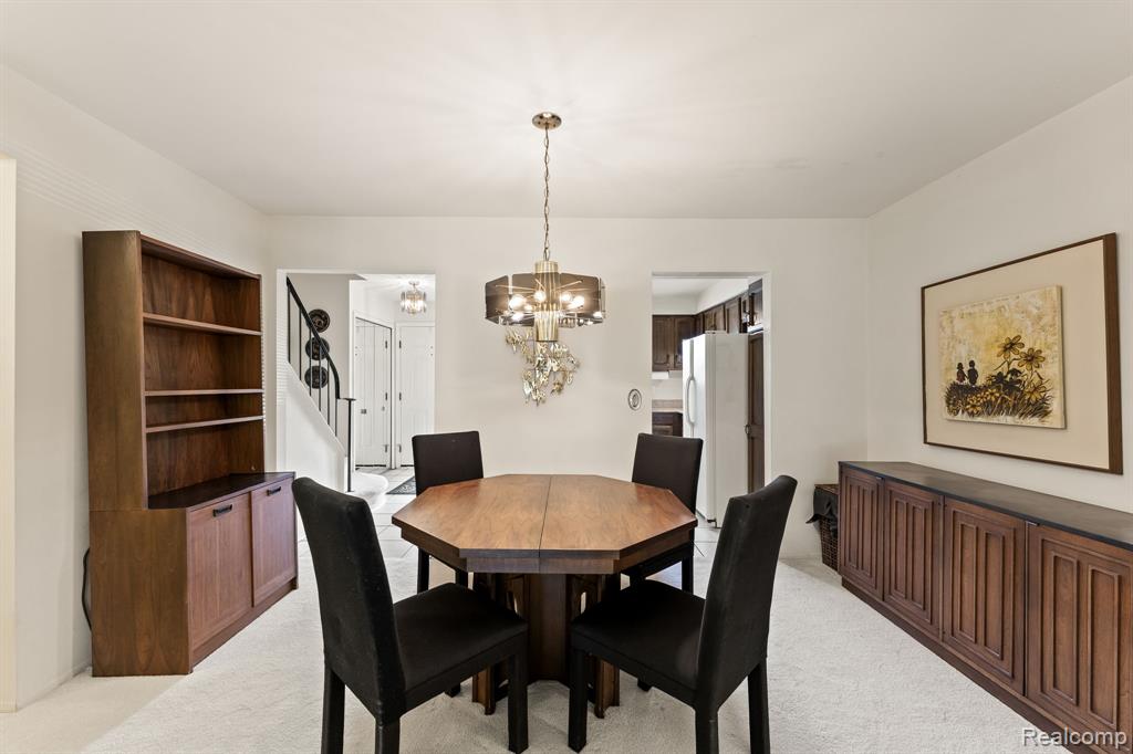 3702 Old Creek Road, Troy, MI 48084 — Photo 9