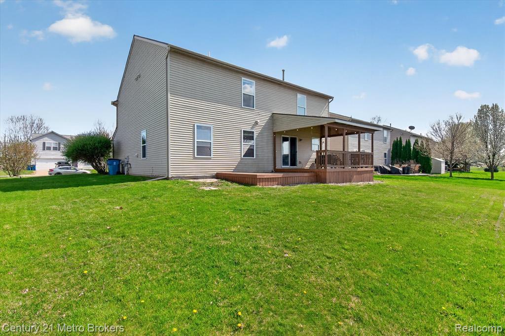 3324 Pine Run Drive, Swartz Creek, MI 48473 — Photo 44
