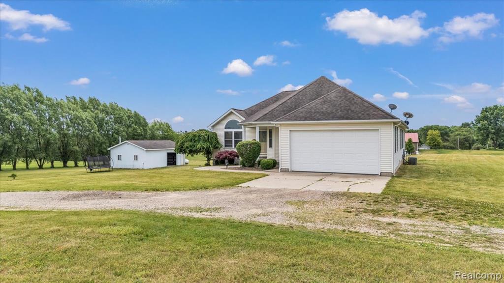 2551 Marathon Road, Lapeer, MI 48446 — Photo 7