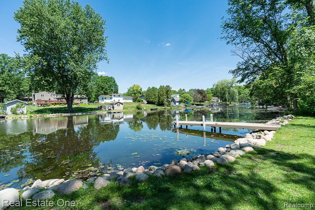 4833 Harding Avenue, Clarkston, MI — Photo 2
