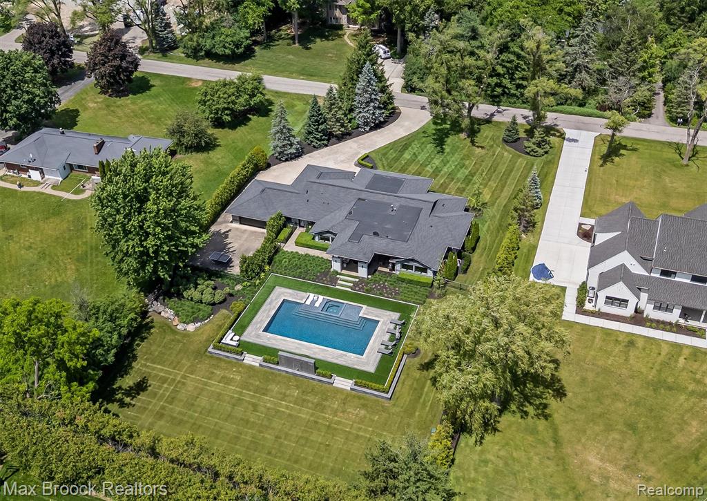 7400 Parkstone Lane, Bloomfield Hills, MI 48301 — Photo 79