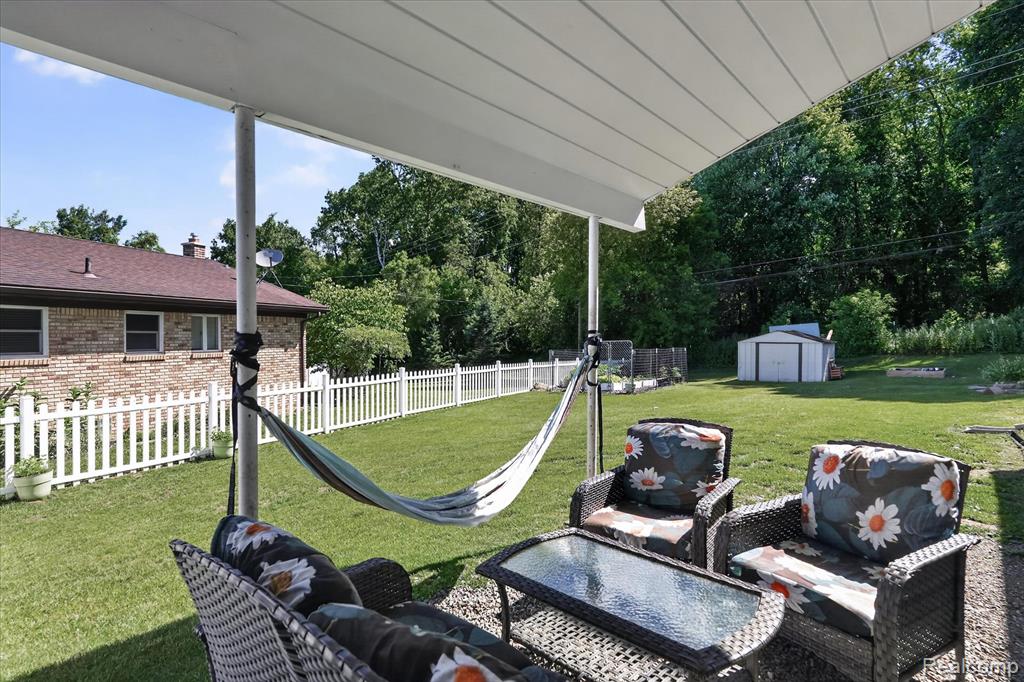 852 Manor Drive, Milford, MI 48381 — Photo 33