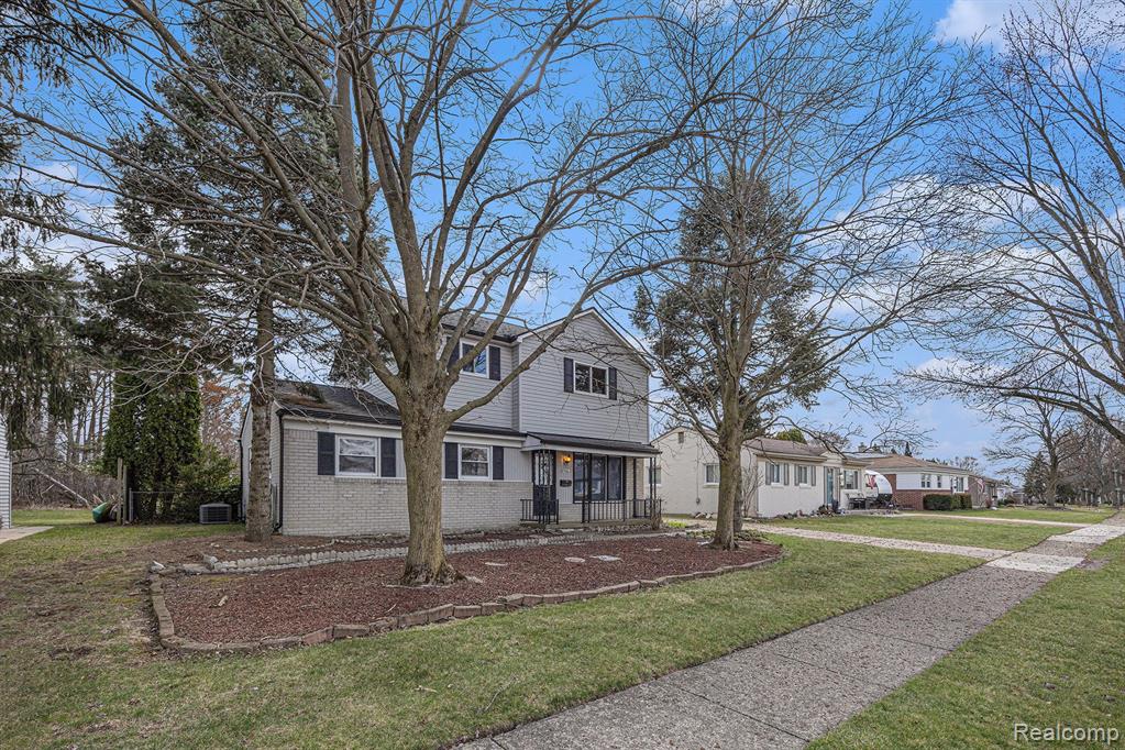 47546 ROLAND Street, Utica, MI 48317 — Photo 28