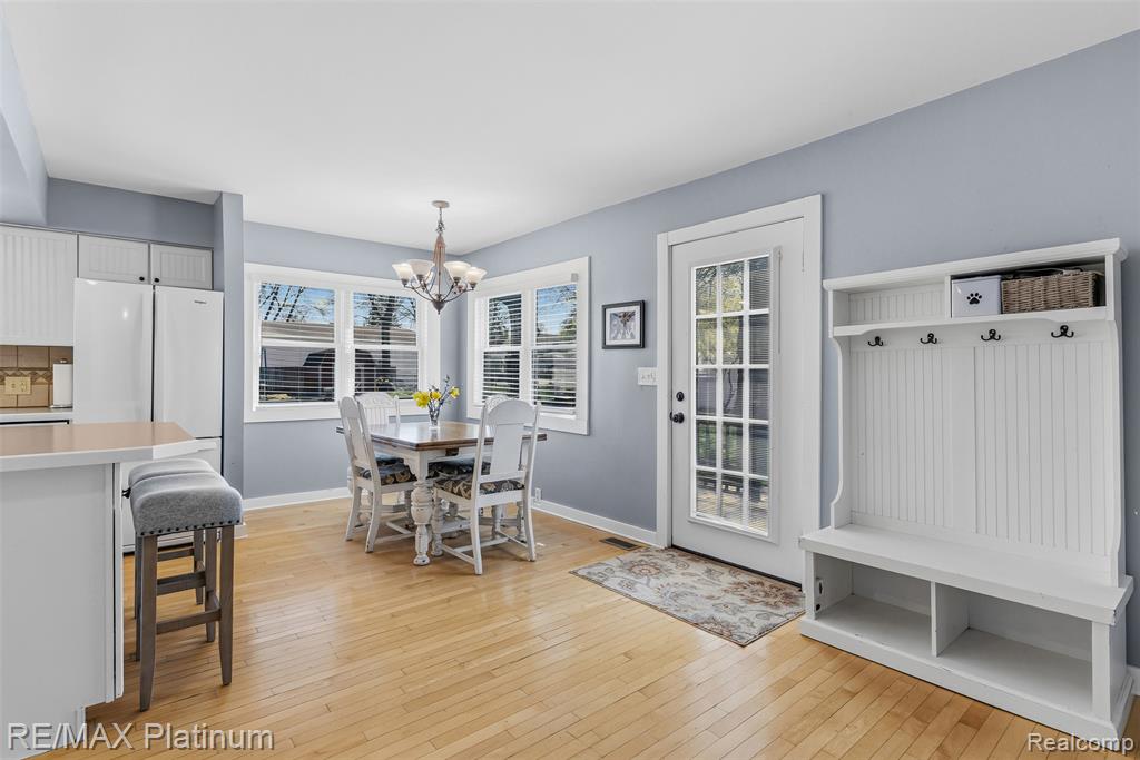 315 S West Street, Fenton, MI 48430 — Photo 13