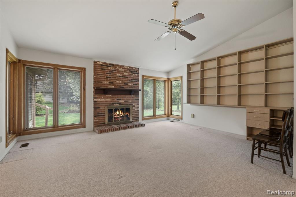 6435 DENTON Drive, Troy, MI 48098 — Photo 5