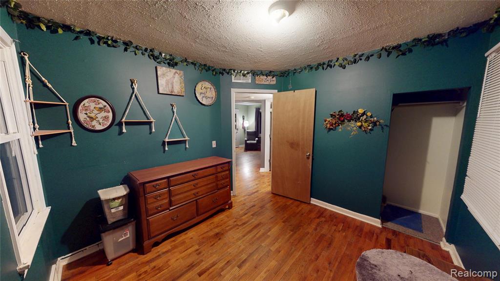 5465 Johnson Road, Flushing, MI 48433 — Photo 34