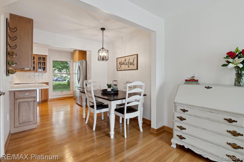 24458 BASHIAN Drive, Novi, MI — Photo 14