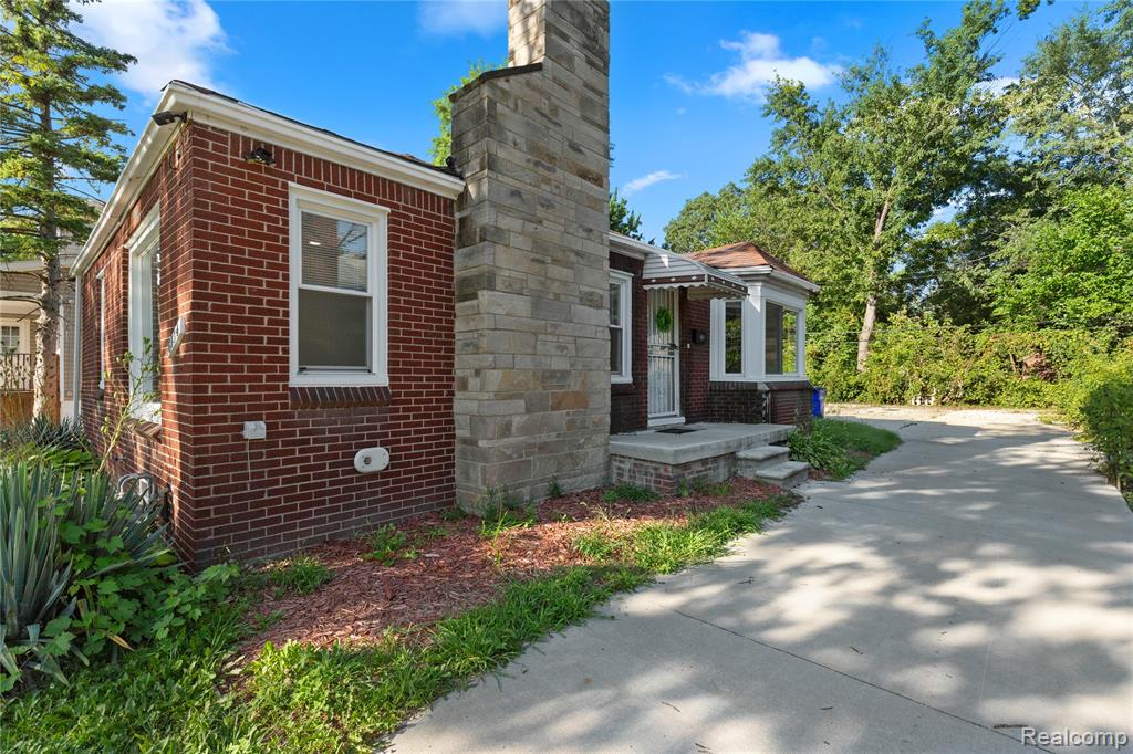 6134 Woodhall Street, Detroit, MI 48224 — Photo 2