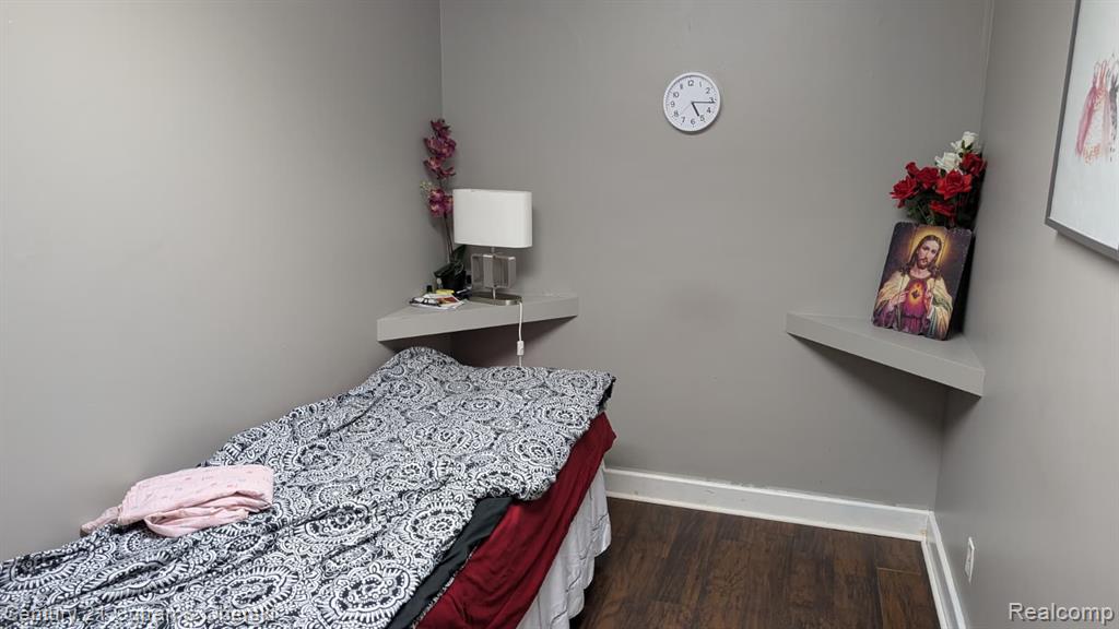 6985 Merriman Road, Garden City, MI — Photo 9