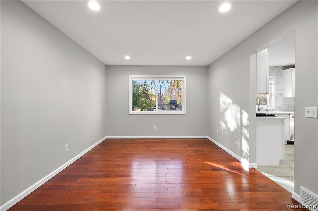 4783 Quarton Road, Bloomfield Hills, MI 48301 — Photo 17