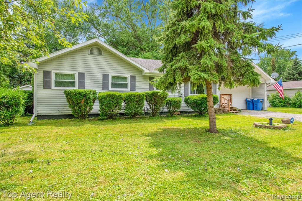 5648 Parkview Street, Newport, MI 48166 — Photo 3
