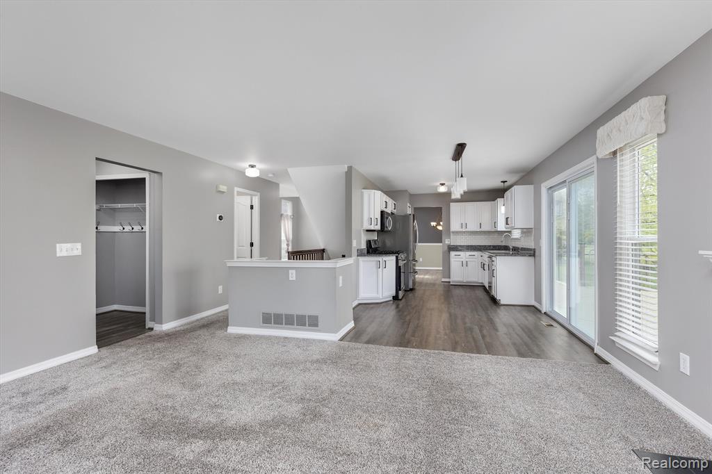 5572 JUSTIN, Ypsilanti, MI 48197 — Photo 15