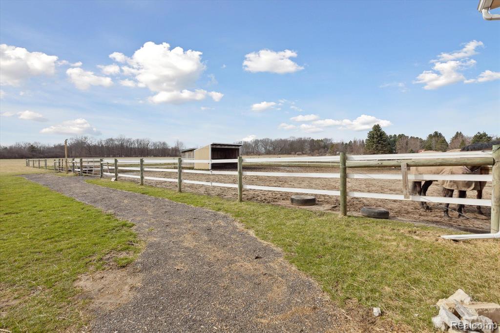 4163 N GALE Road, Davison, MI 48423 — Photo 42