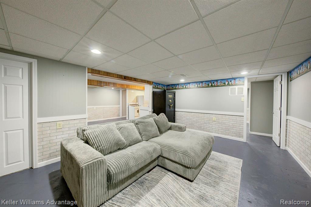 6249 DEERING Street, Garden City, MI — Photo 36