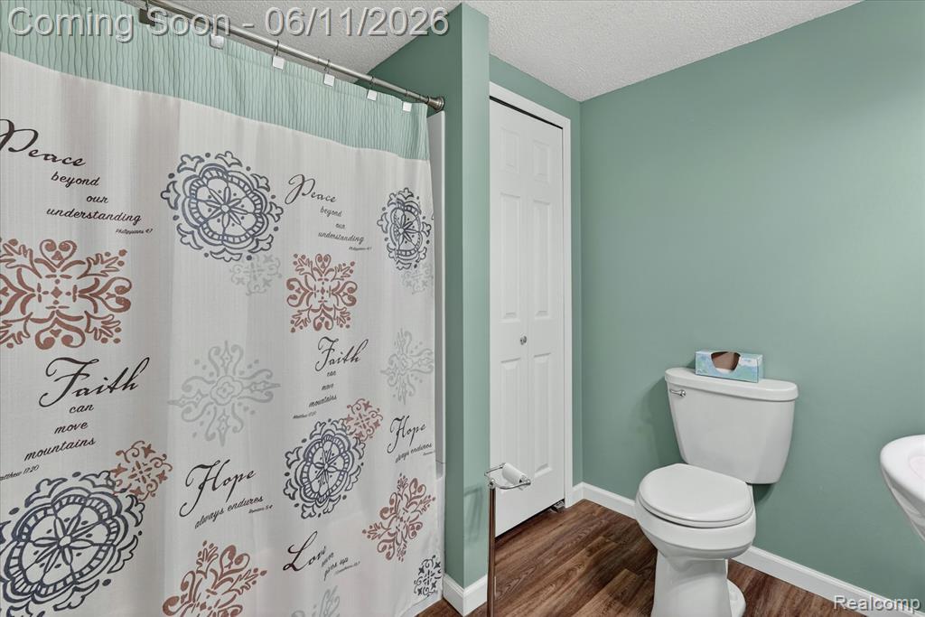 5464 E Maple Avenue, Grand Blanc, MI 48439 — Photo 17