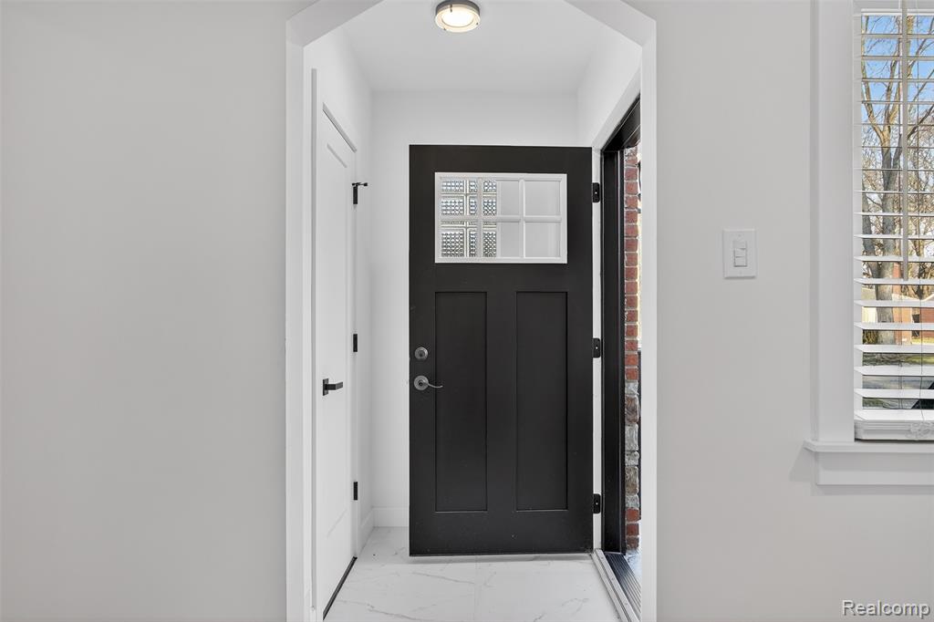 15022 Winston, Redford, MI 48239 — Photo 5