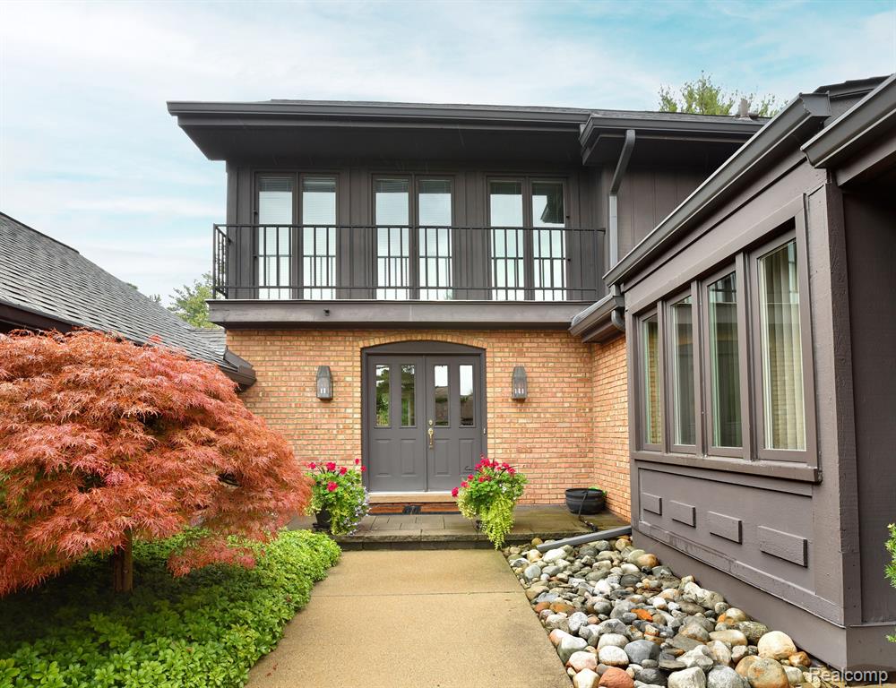 1943 PINE RIDGE Court, Bloomfield Hills, MI 48302 — Photo 3