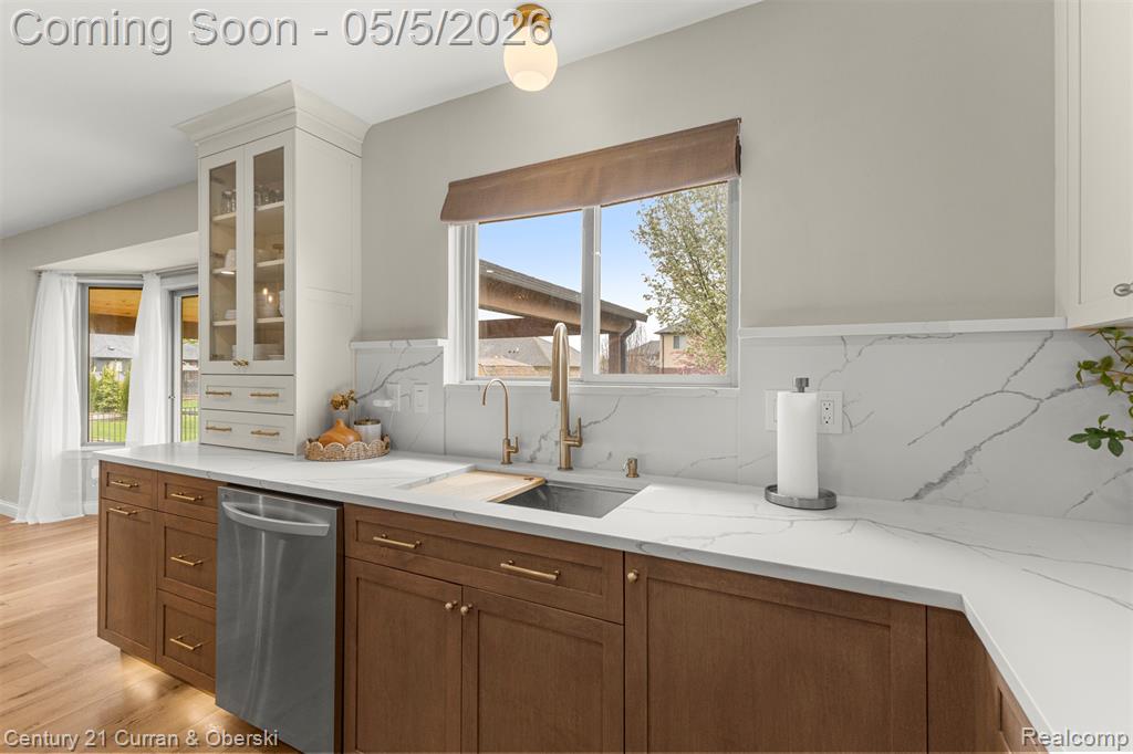 22254 Rhys Drive, Macomb, MI 48042 — Photo 11