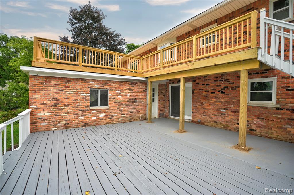 11476 Delmar Drive, Fenton, MI 48430 — Photo 35
