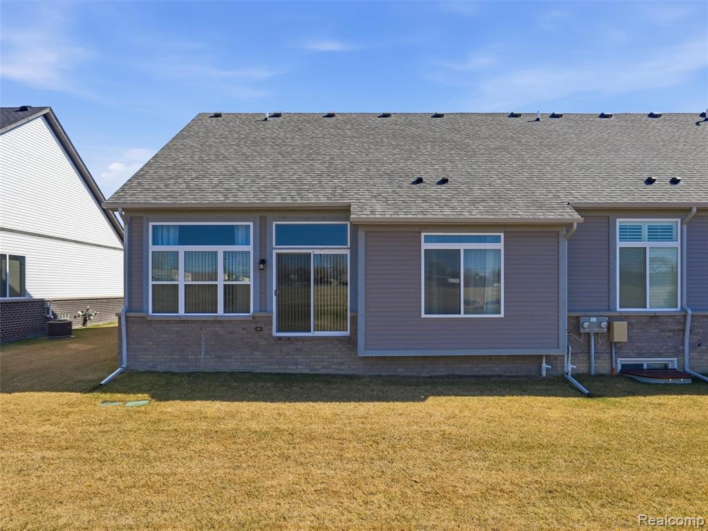 48325 Applegrove Lane, New Baltimore, MI — Photo 6