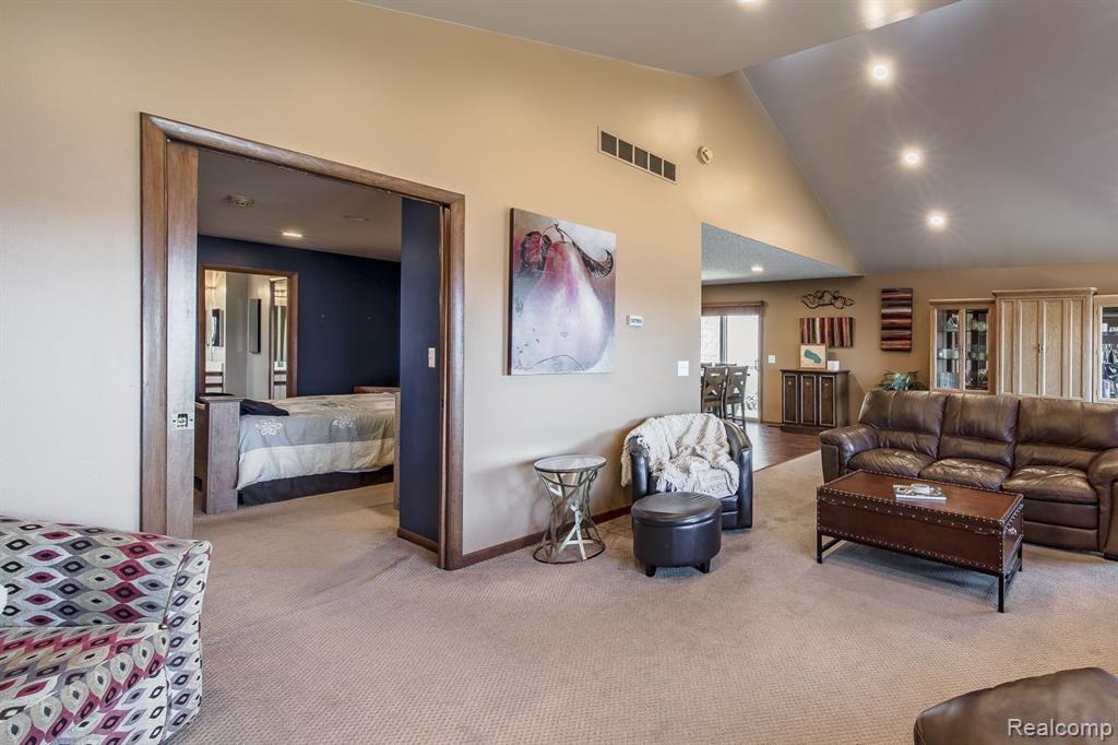 4830 SHERWELL Drive, Waterford, MI 48327 — Photo 19