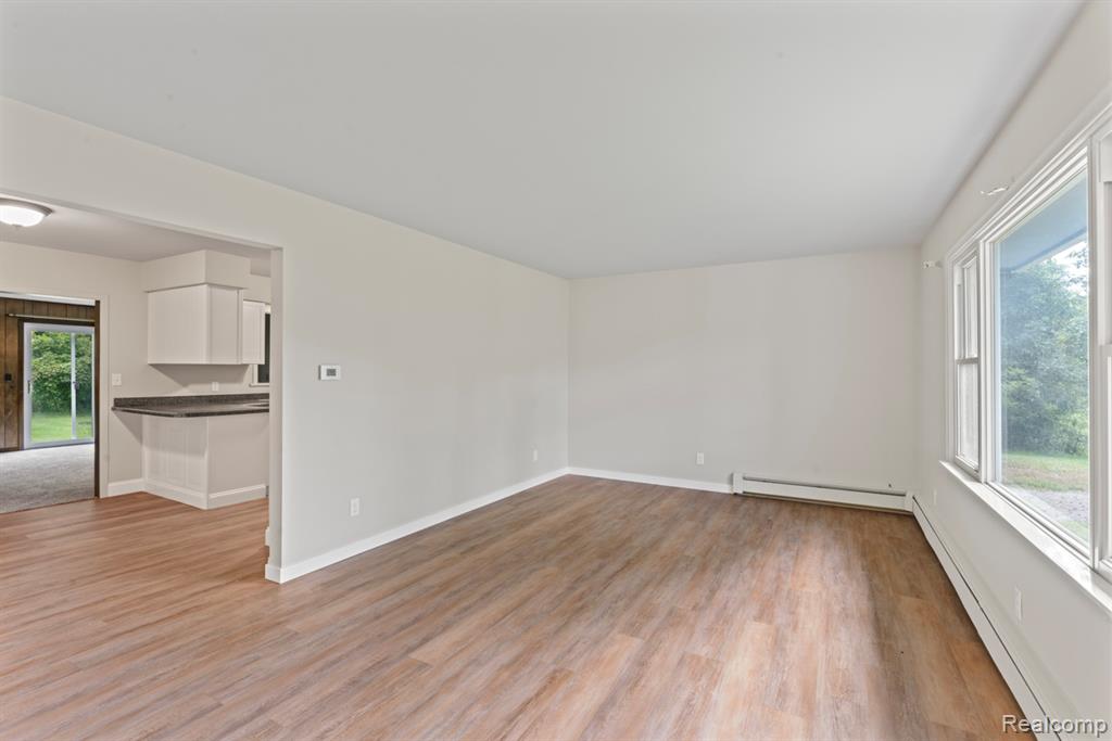 4089 Day Street, Burton, MI 48519 — Photo 15