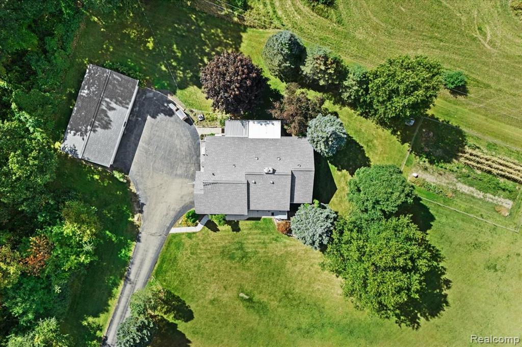 425 N Brandt, Ortonville, MI 48462 — Photo 46