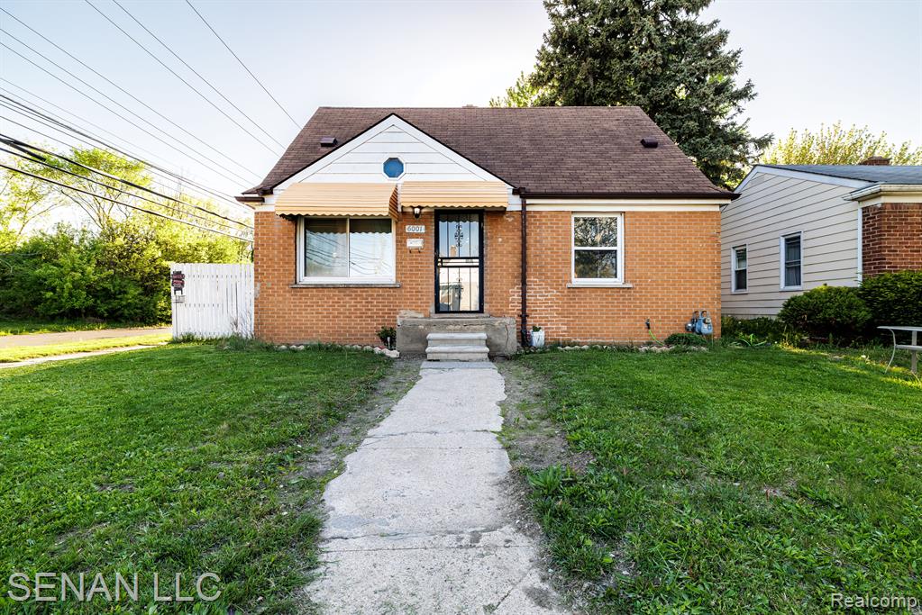 6001 WARWICK Street, Detroit, MI 48228 — Photo 4