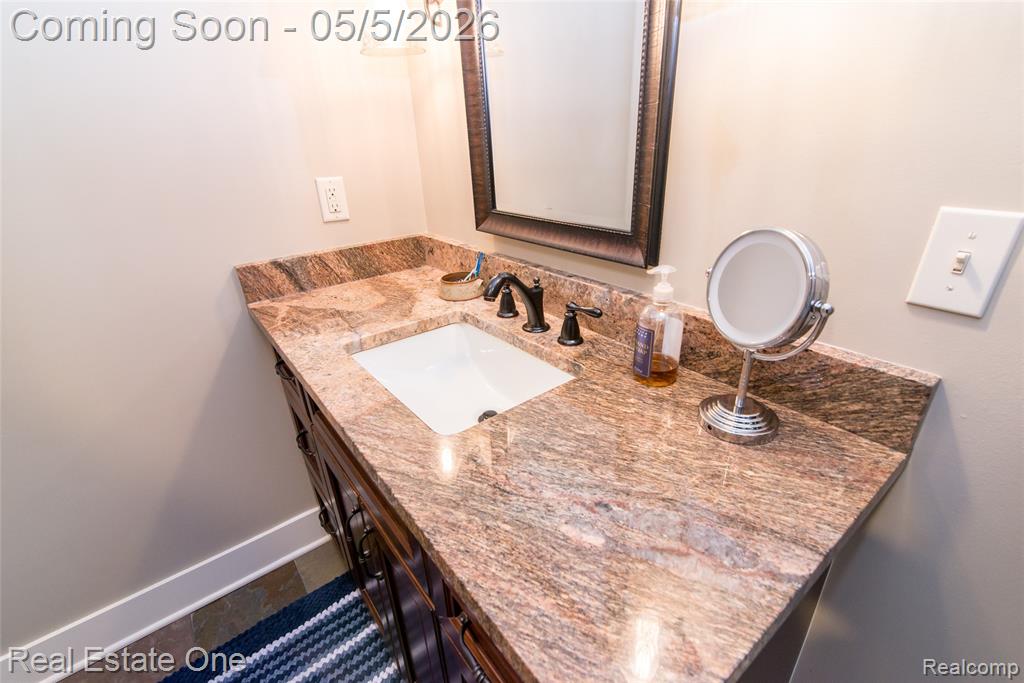 9474 Marshall Road, South Lyon, MI 48178 — Photo 39