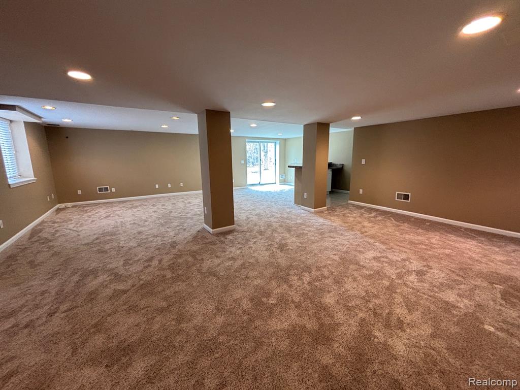 2695 Homewood Drive, Troy, MI 48098 — Photo 29