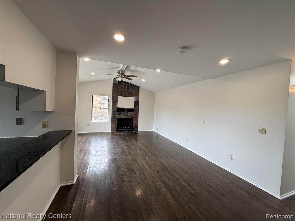 6677 Chimney Sweep, West Bloomfield, MI — Photo 6
