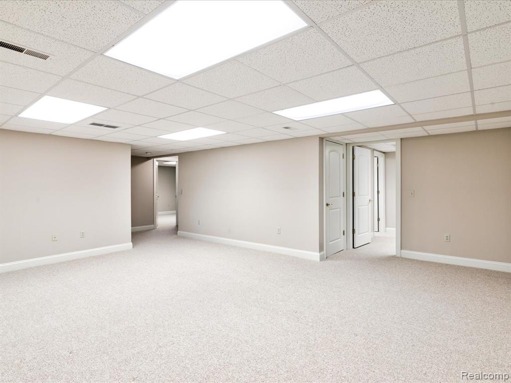 3084 Aberdeen Court, Port Huron, MI 48060 — Photo 27
