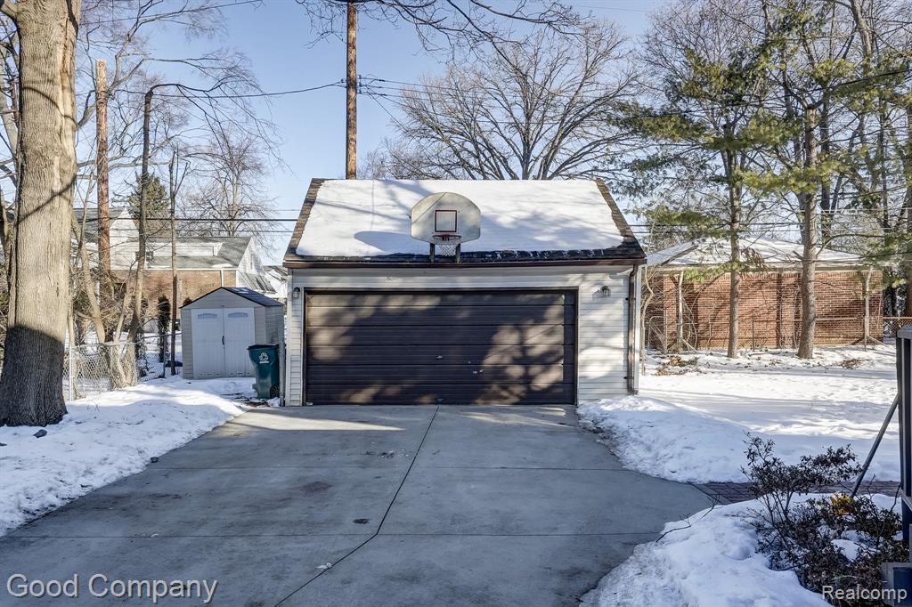 18930 Hillcrest Street, Beverly Hills, MI 48025 — Photo 77