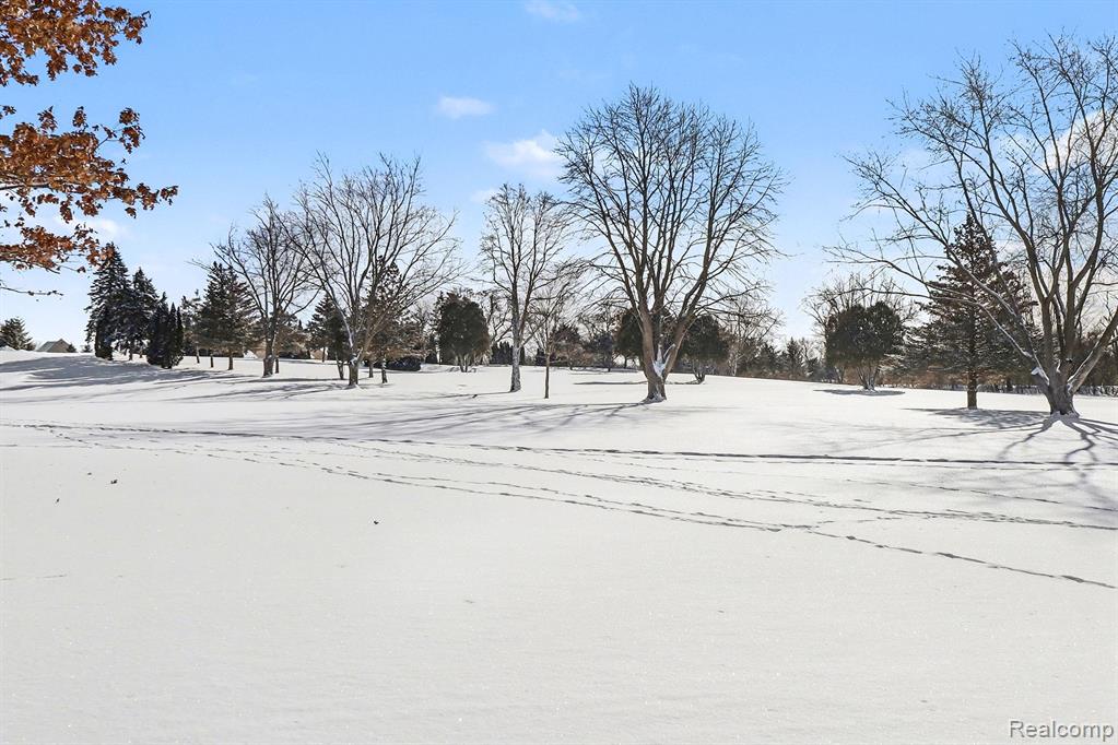 6065 Campfire Circle, Clarkston, MI — Photo 38