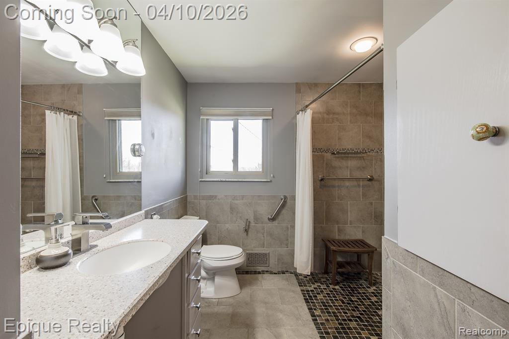 4040 Joslyn Road, Lake Orion, MI — Photo 24