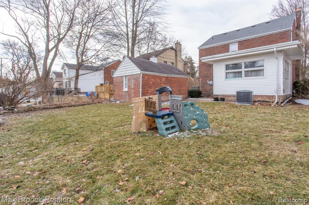 26434 Wyoming Road, Huntington Woods, MI — Photo 50