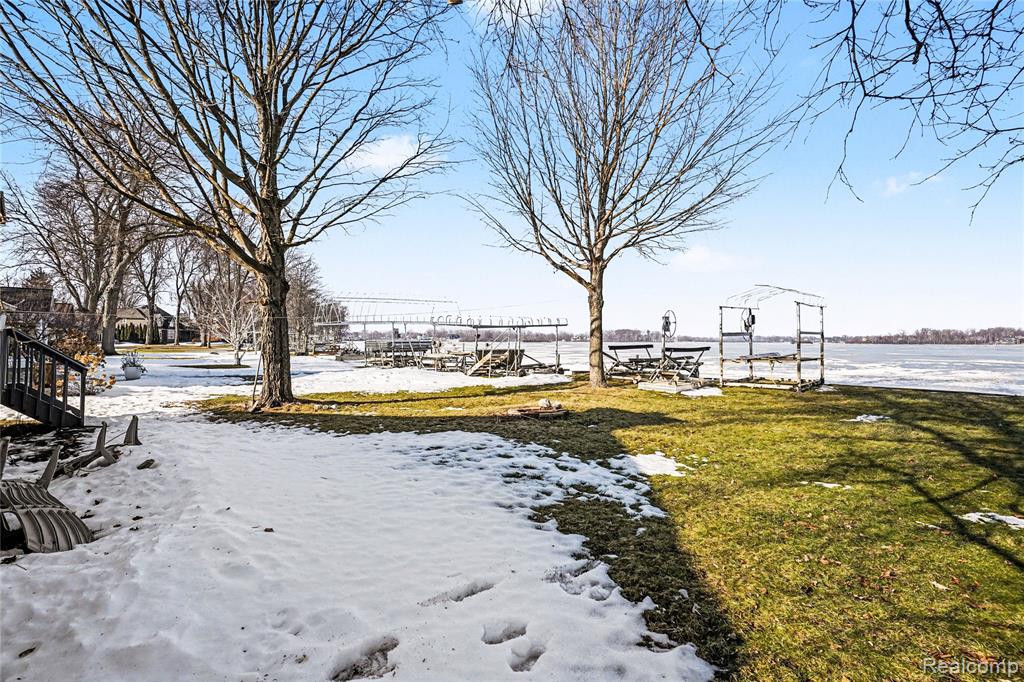 3188 Ponemah Drive, Fenton, MI 48430 — Photo 20