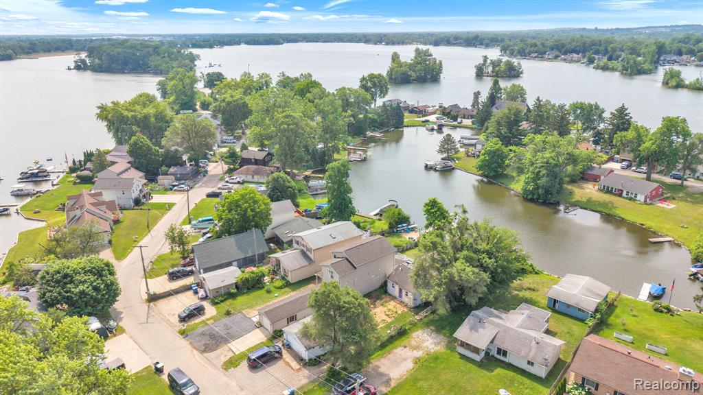 8963 Tackles Drive, White Lake, MI — Photo 51