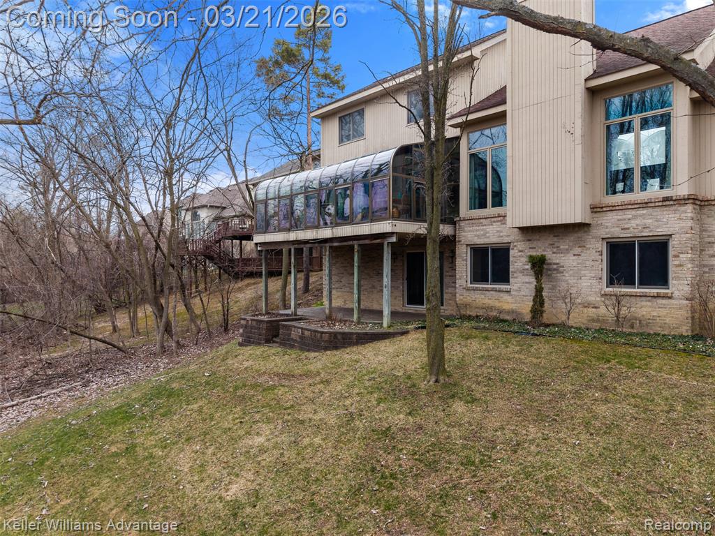 4974 Countryside Drive, West Bloomfield, MI 48323 — Photo 8