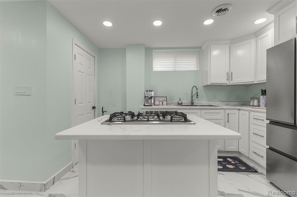 7644 Steadman Street, Dearborn, MI 48126 — Photo 24